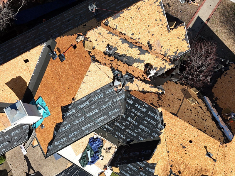 Roof inspection in Grapevine
